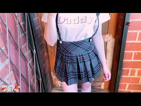 ❤️ Schoolgirl ດູດ dick ຂອງນາງເລິກແລະ fucks ແທນທີ່ຈະຫ້ອງຮຽນ. ວິດີໂອໂປ້ ທີ່ lo.ergoupa.top