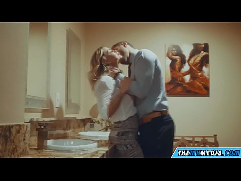 ❤️ ໃນເວລາທີ່ຜິວເນື້ອສີຂາວ busty seduces ທ່ານຢູ່ໃນຫ້ອງນ້ໍາສາທາລະນະ ວິດີໂອໂປ້ ທີ່ lo.ergoupa.top